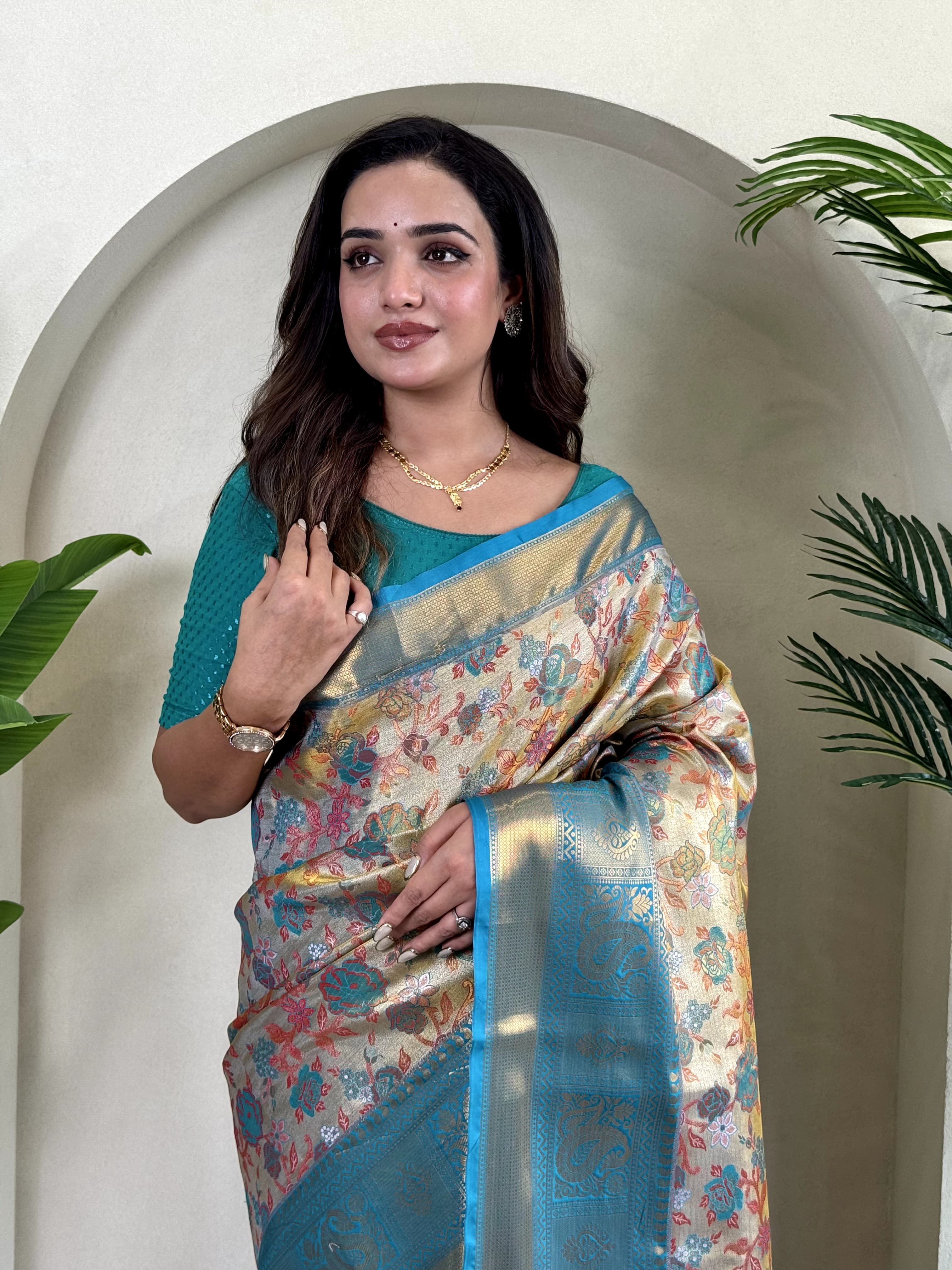 Regal Soft Tebby Silk Saree with Exquisite Floral Weaves