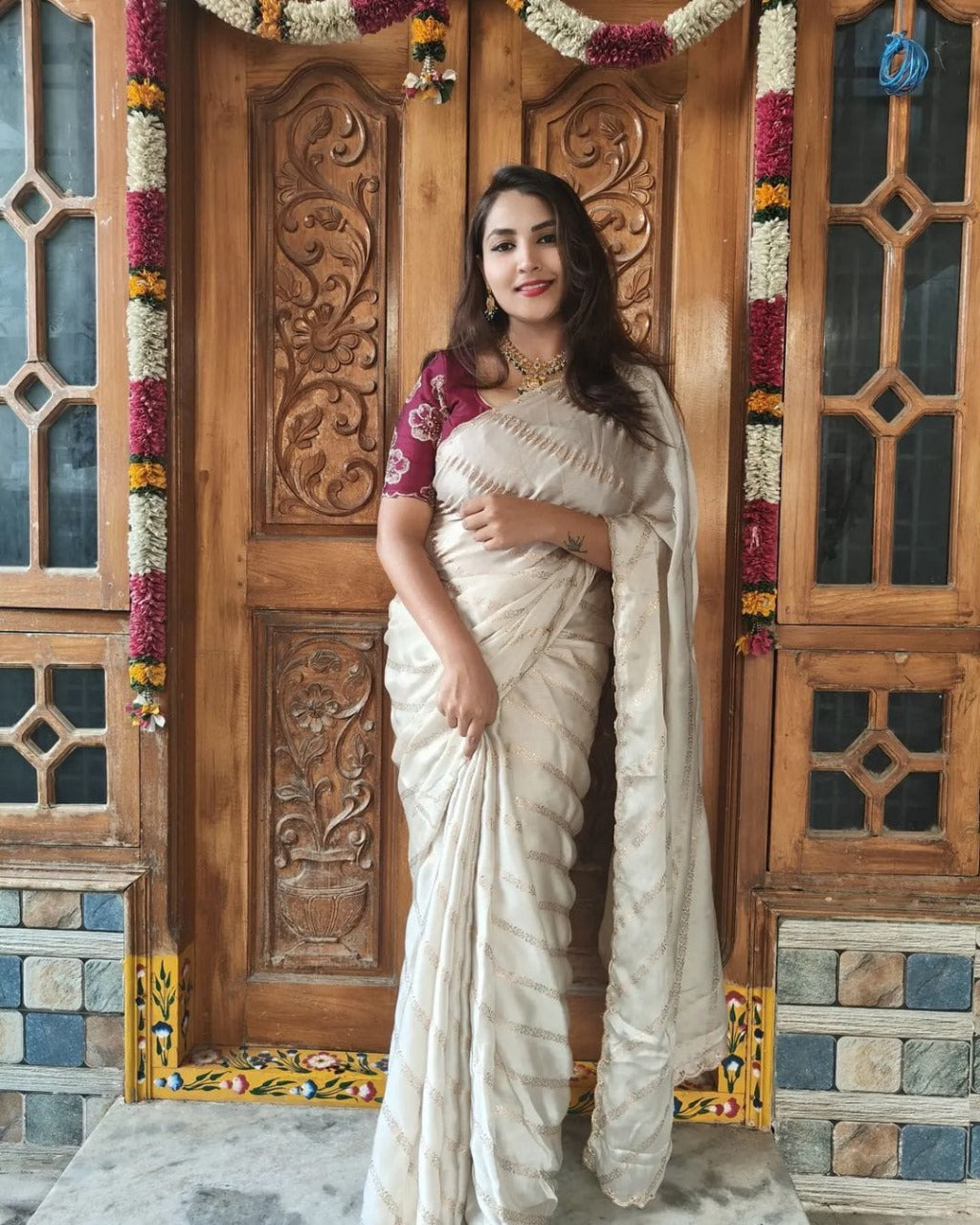 Classic Cream Gold Saree with Embroidered Detailing