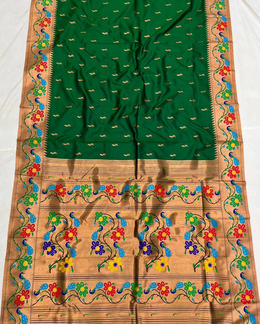 New Celebrity-Inspired Digital Printed Tabby Silk Saree